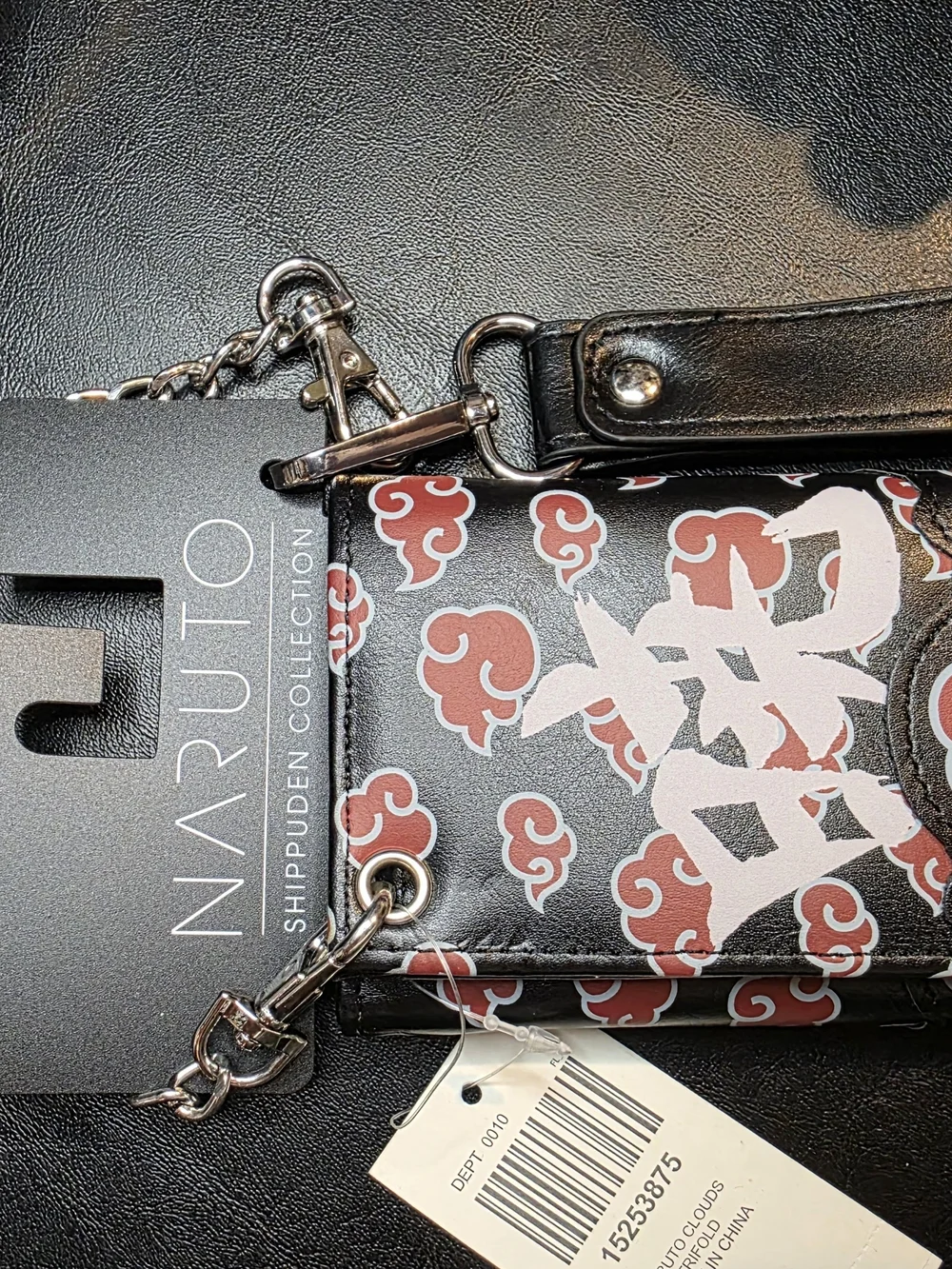 Bioworld Naruto Akatsuki Black and Red Wallet with Chain
